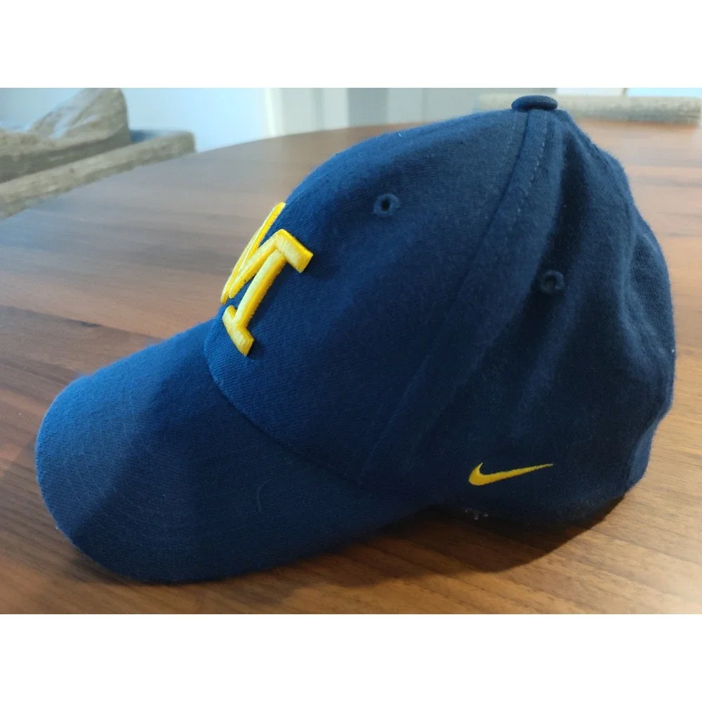 Nike Team Michigan Wolverines Hat Navy‎ Blue 100% Wool Adjustable Cap Mens OSFA